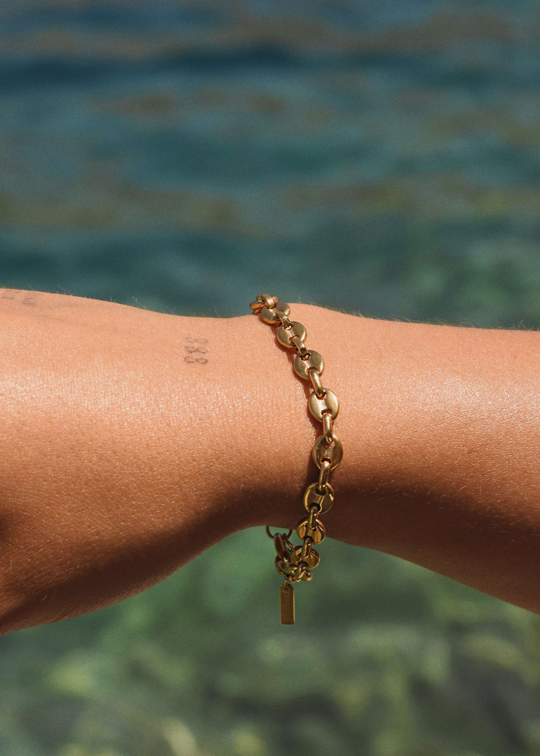 DIVON 6mm Marina gold bracelet – luxury waterproof jewelry, perfect for summer by the sea