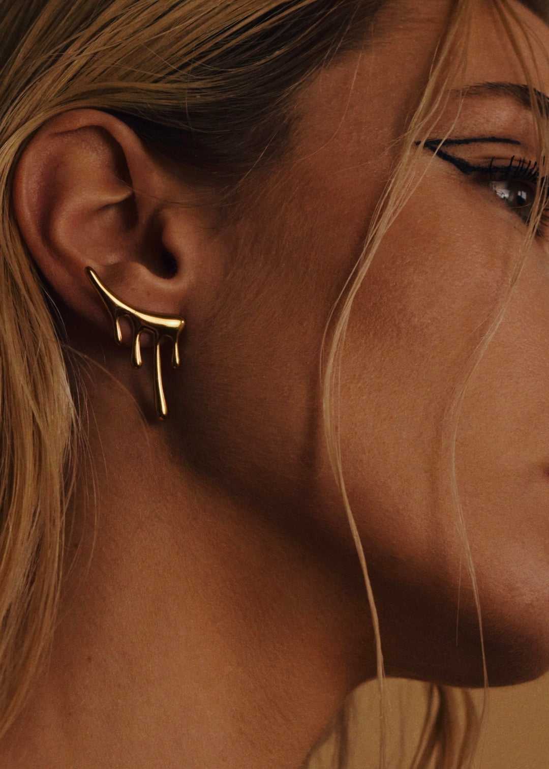 THE DRIP EARRINGS GOLD.