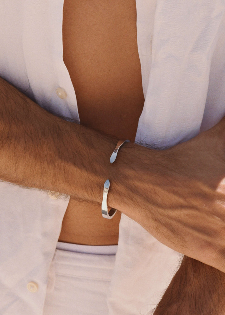 01 BRACELET SILVER