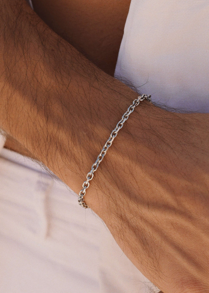 316L stainless steel bracelet by DIVON – 3mm anchor chain, styled for daily wear